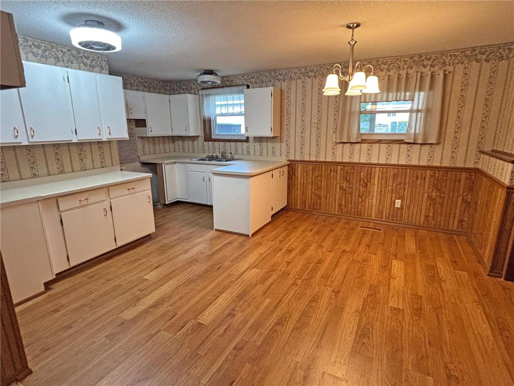 2402 Kenwood Drive SW Willmar MN 56201 6791270 image7