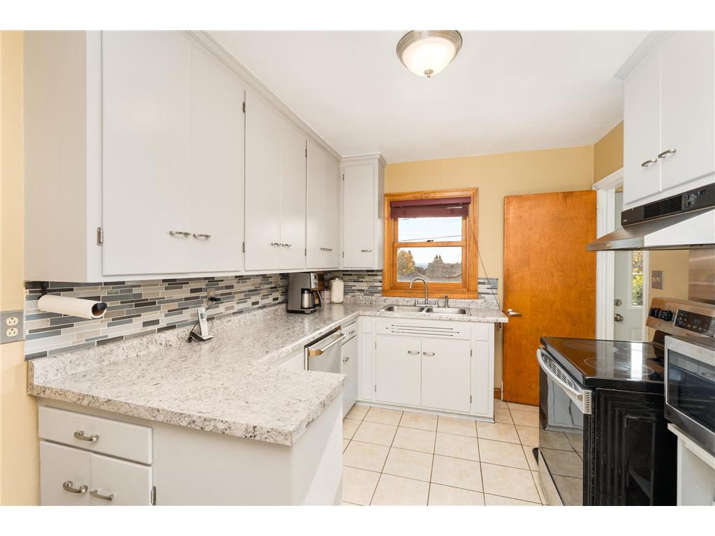 2402 Piedmont Avenue Duluth MN 55811 6805418 image10