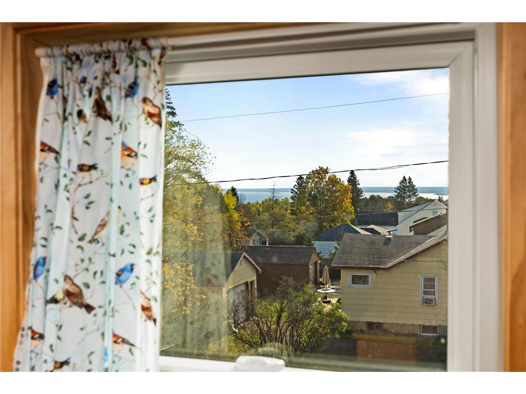 2402 Piedmont Avenue Duluth MN 55811 6805418 image24