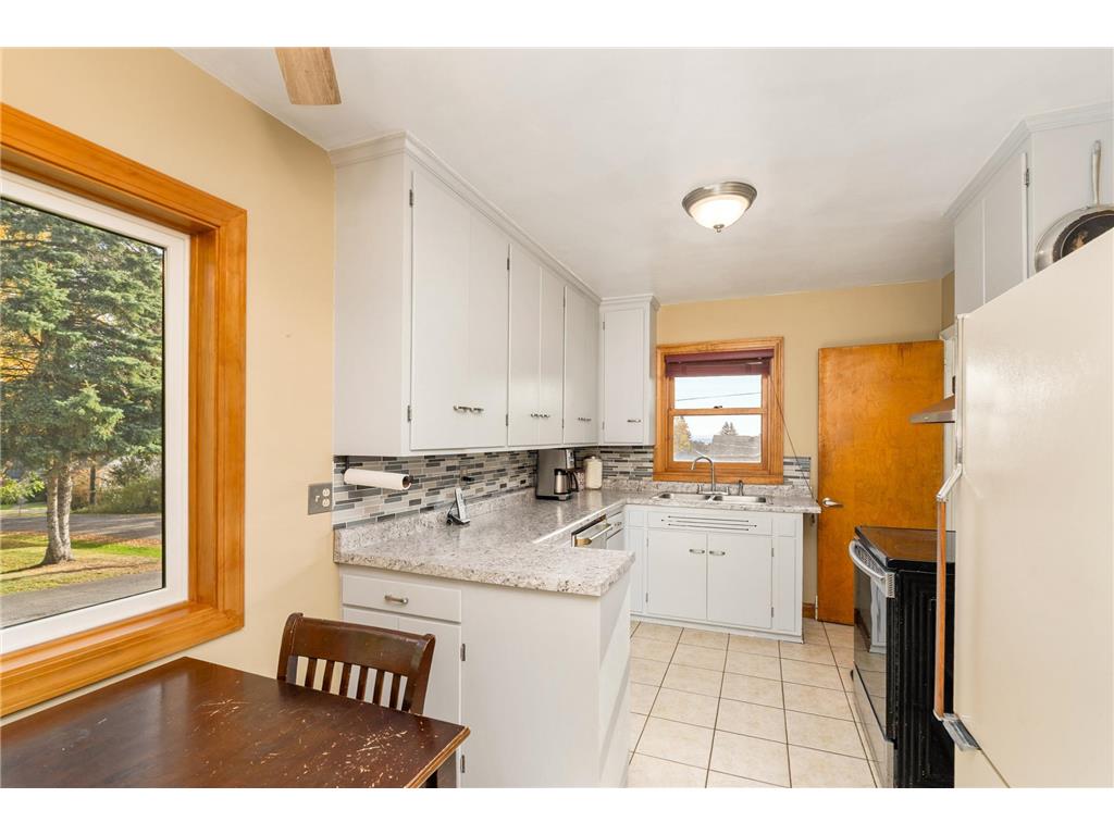 2402 Piedmont Avenue Duluth MN 55811 6805418 image9