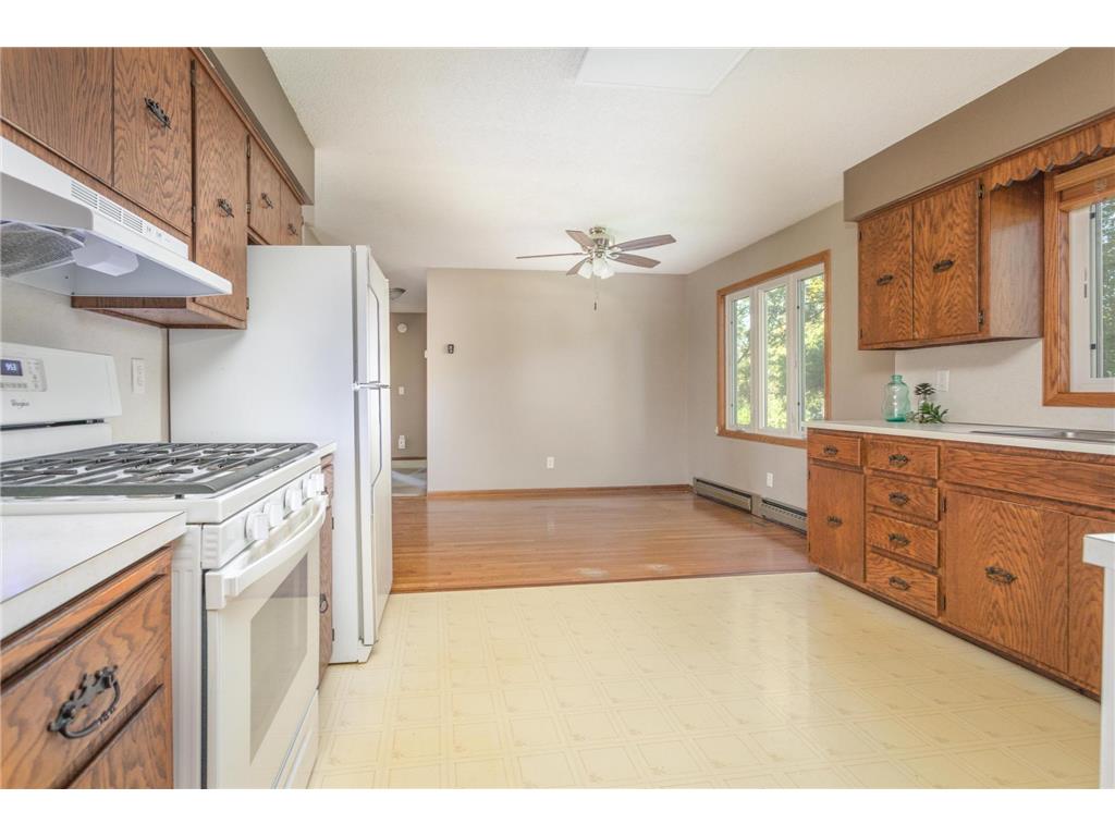 2402 Reeds Villa Road SW Alexandria MN 56308 6792035 image10