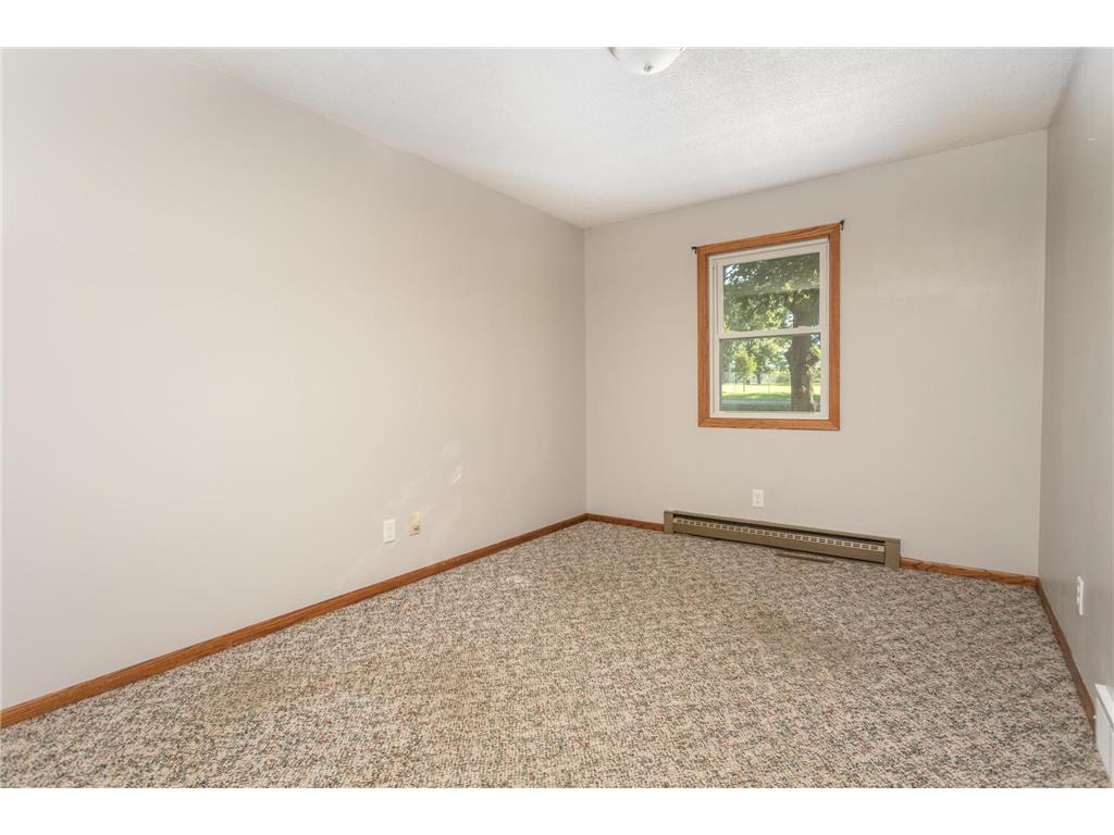 2402 Reeds Villa Road SW Alexandria MN 56308 6792035 image16