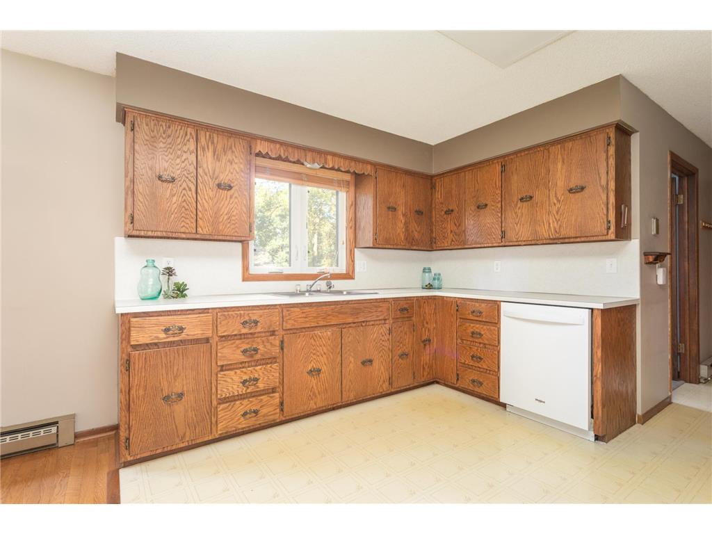 2402 Reeds Villa Road SW Alexandria MN 56308 6792035 image9