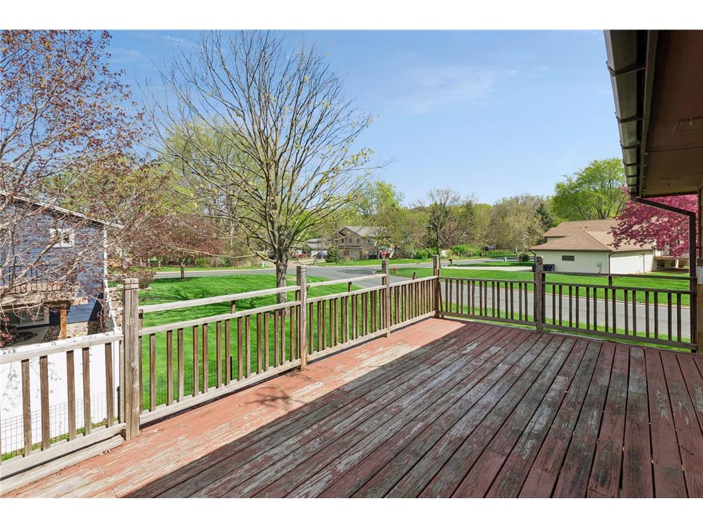 2402 Terrace Drive Burnsville MN 55337 6812087 image16