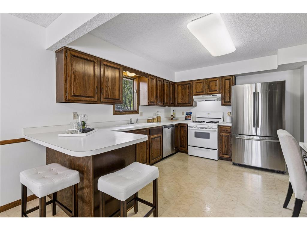 2402 Terrace Drive Burnsville MN 55337 6812087 image18