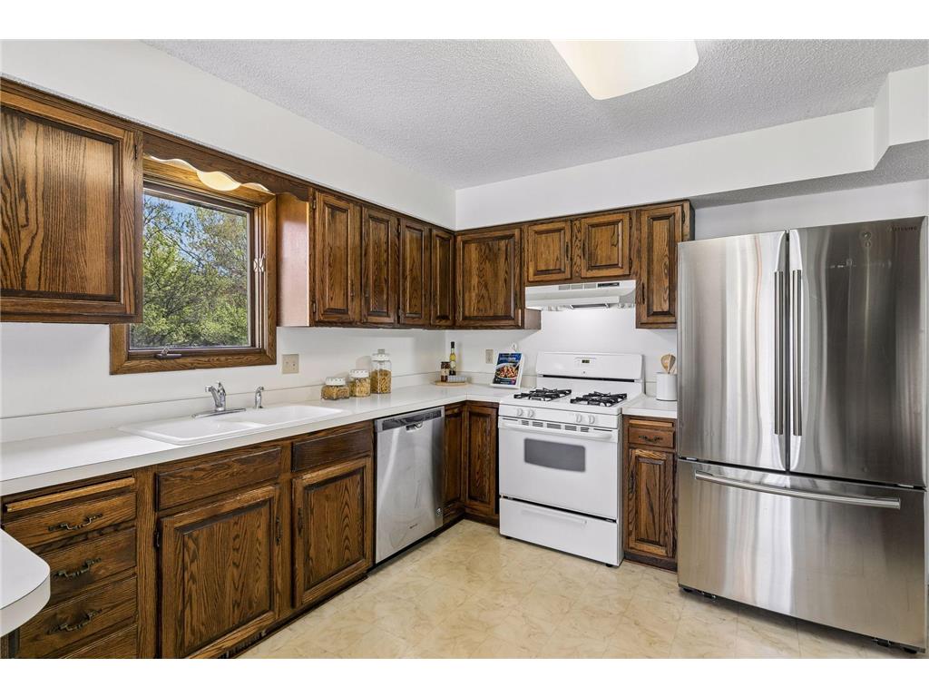 2402 Terrace Drive Burnsville MN 55337 6812087 image19