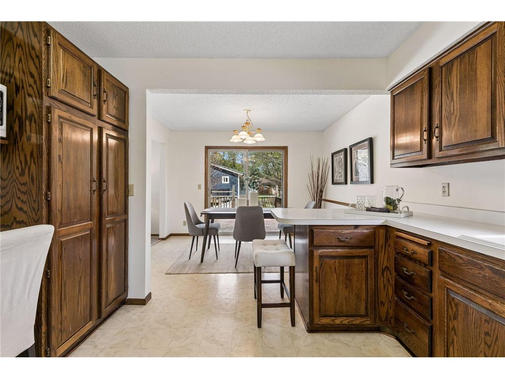 2402 Terrace Drive Burnsville MN 55337 6812087 image22