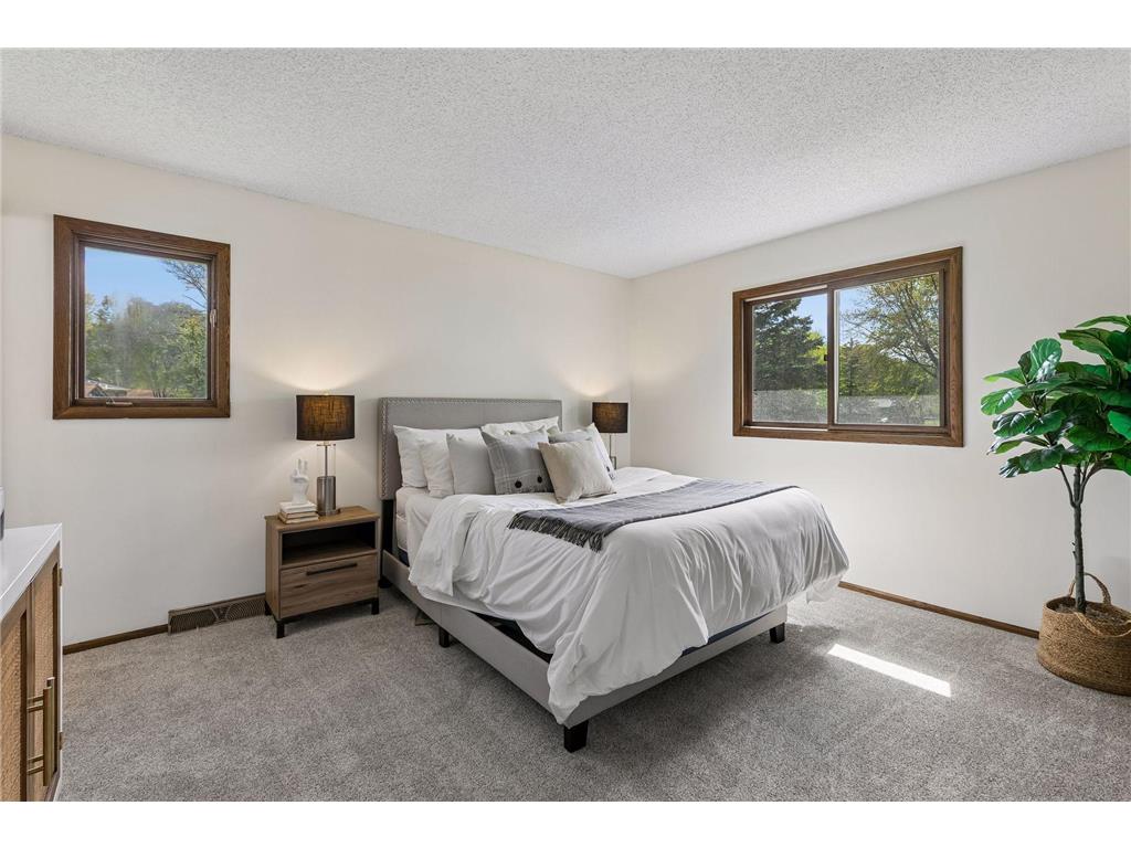 2402 Terrace Drive Burnsville MN 55337 6812087 image25