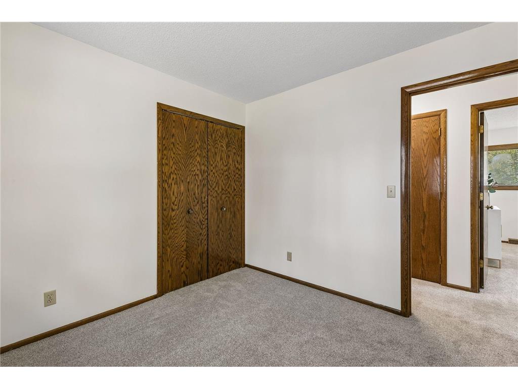 2402 Terrace Drive Burnsville MN 55337 6812087 image31