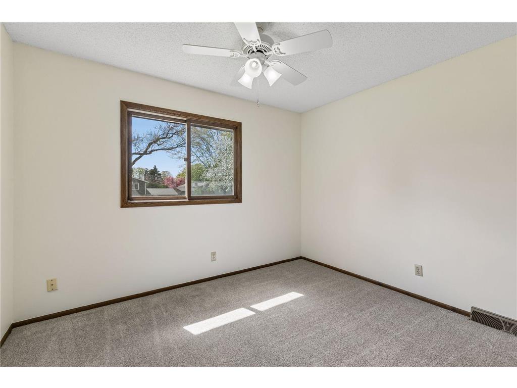 2402 Terrace Drive Burnsville MN 55337 6812087 image34