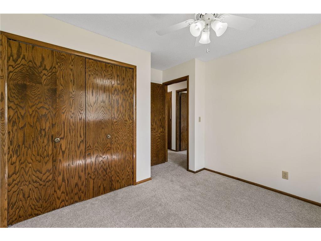 2402 Terrace Drive Burnsville MN 55337 6812087 image36