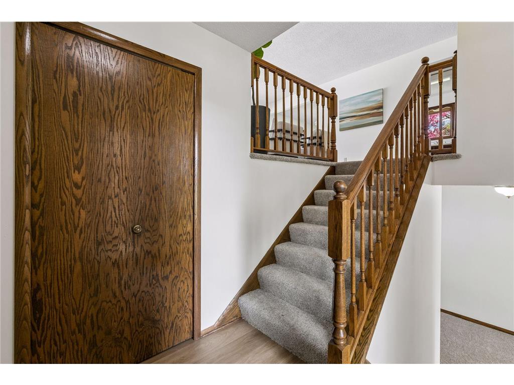 2402 Terrace Drive Burnsville MN 55337 6812087 image38