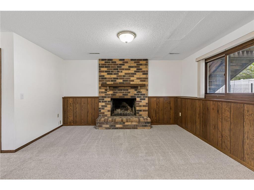 2402 Terrace Drive Burnsville MN 55337 6812087 image41