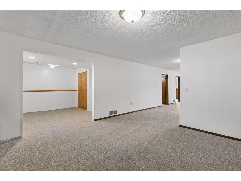 2402 Terrace Drive Burnsville MN 55337 6812087 image42