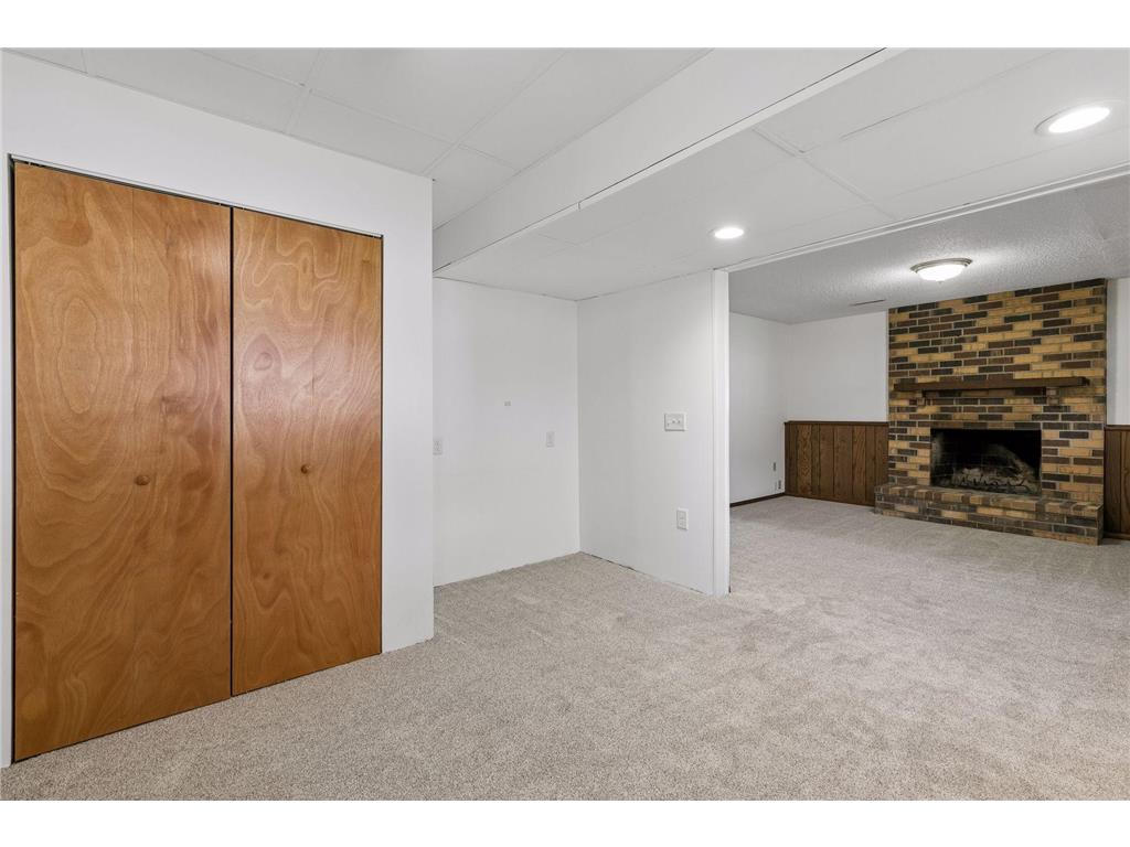2402 Terrace Drive Burnsville MN 55337 6812087 image44