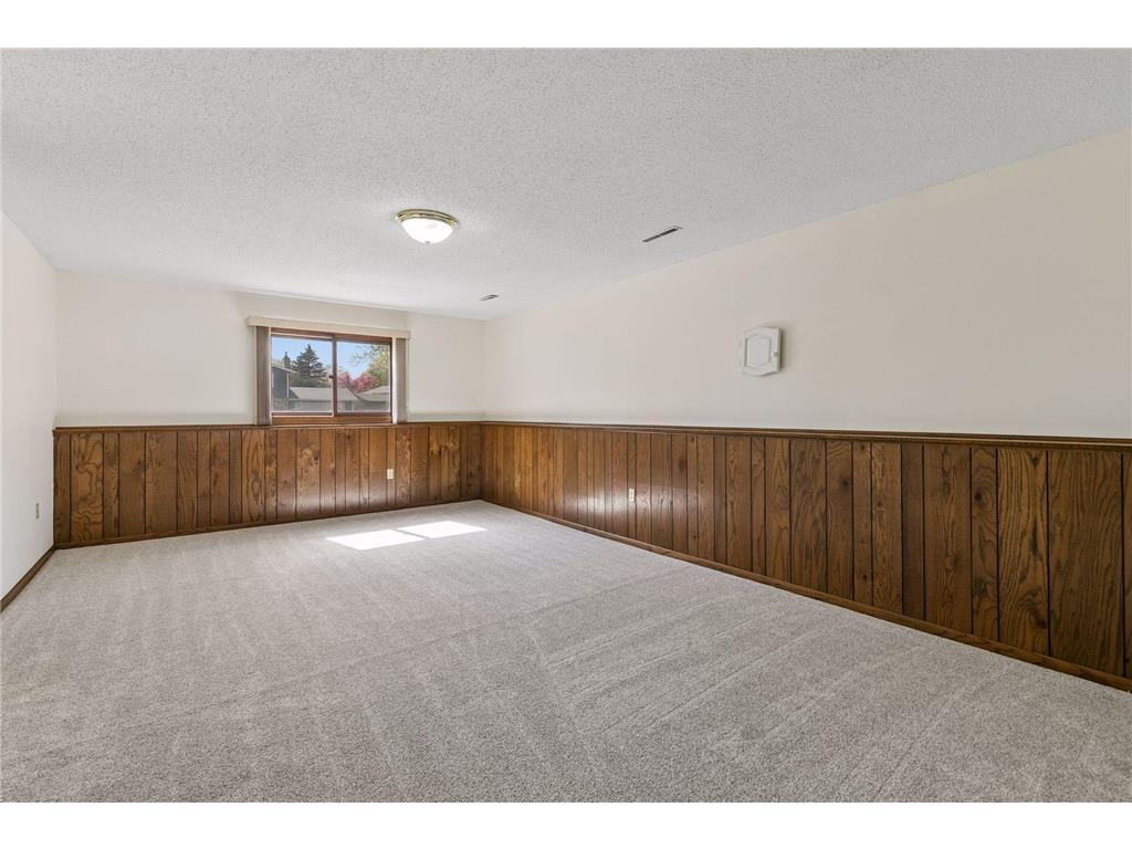 2402 Terrace Drive Burnsville MN 55337 6812087 image47