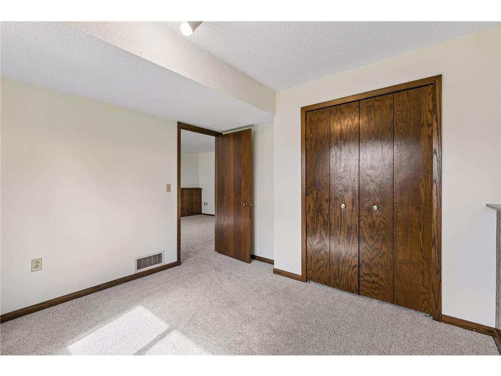 2402 Terrace Drive Burnsville MN 55337 6812087 image51