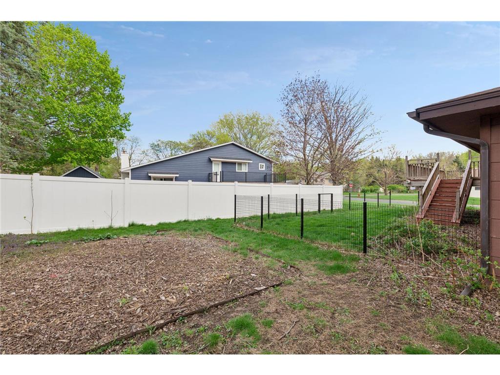 2402 Terrace Drive Burnsville MN 55337 6812087 image60
