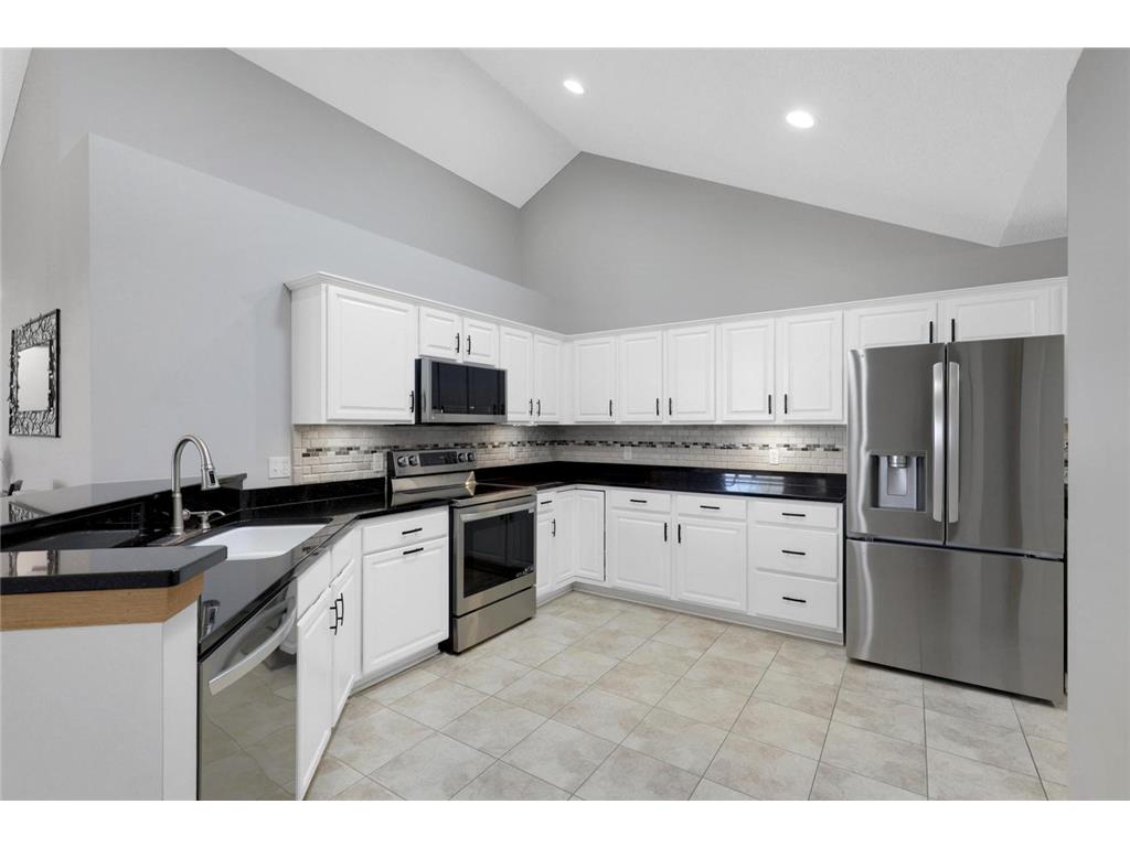 24027 Rivers Edge Road Rogers MN 55374 7065748 image6