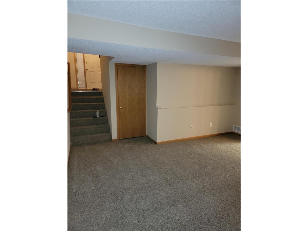 2403 Brenner Court Roseville MN 55113 7108183 image14