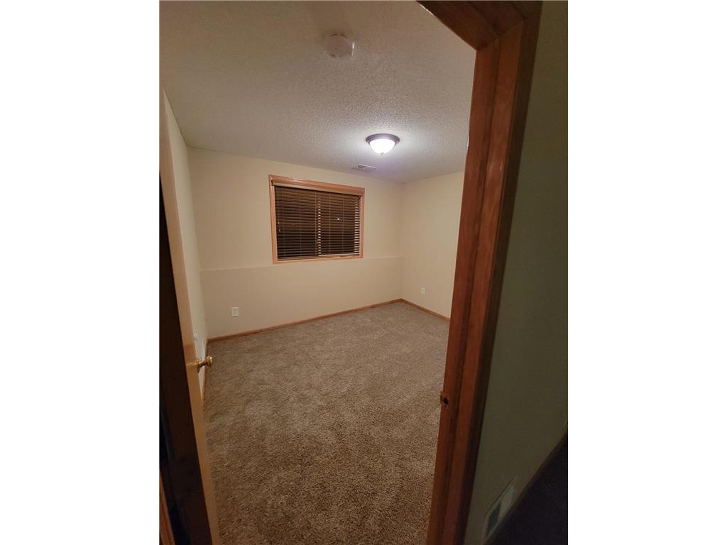 2403 Brenner Court Roseville MN 55113 7108183 image18