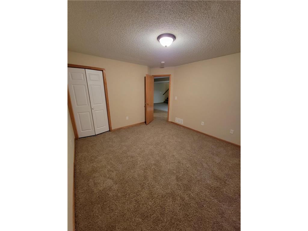 2403 Brenner Court Roseville MN 55113 7108183 image20