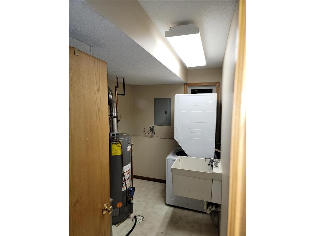 2403 Brenner Court Roseville MN 55113 7108183 image23