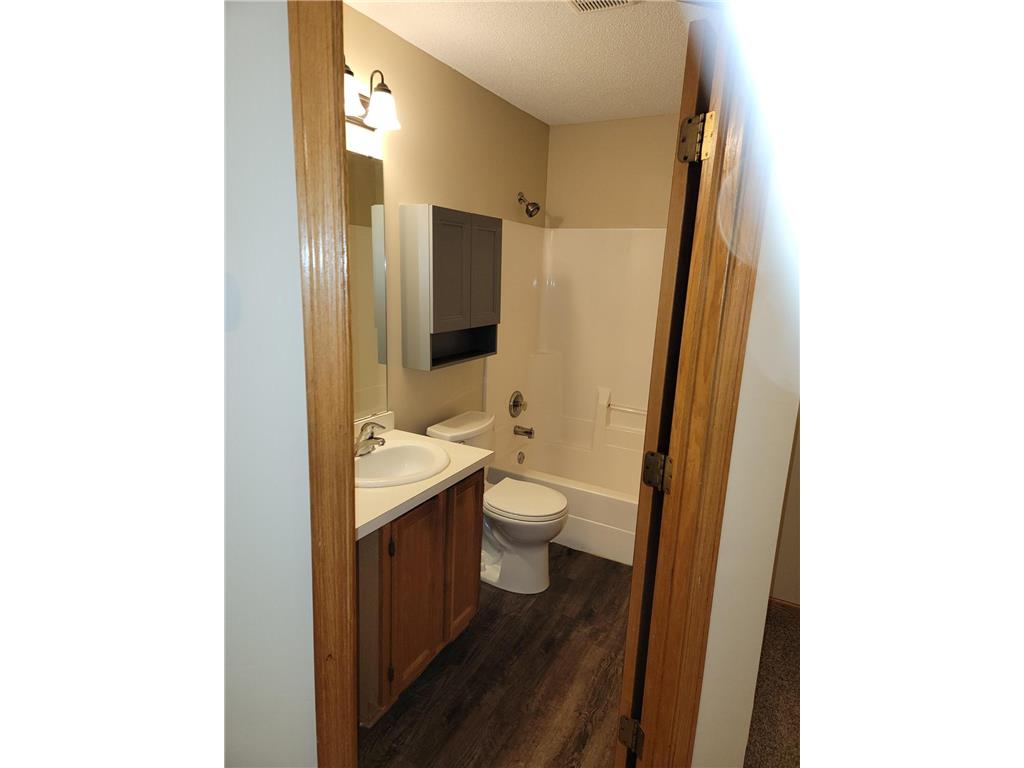 2403 Brenner Court Roseville MN 55113 7108183 image6