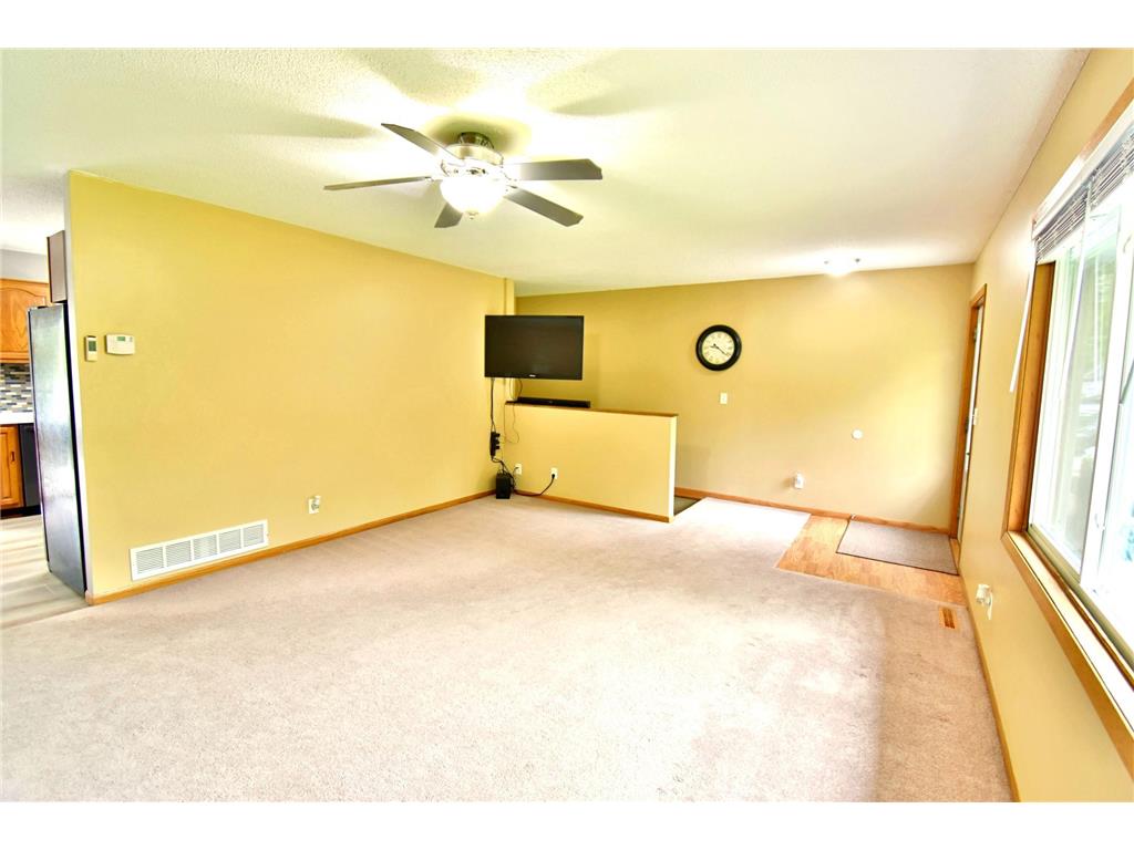 2404 76th Avenue Princeton Twp MN 55371 7076925 image11