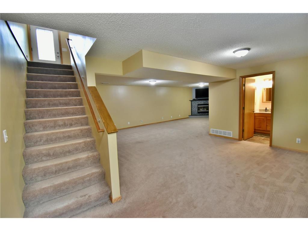 2404 76th Avenue Princeton Twp MN 55371 7076925 image18