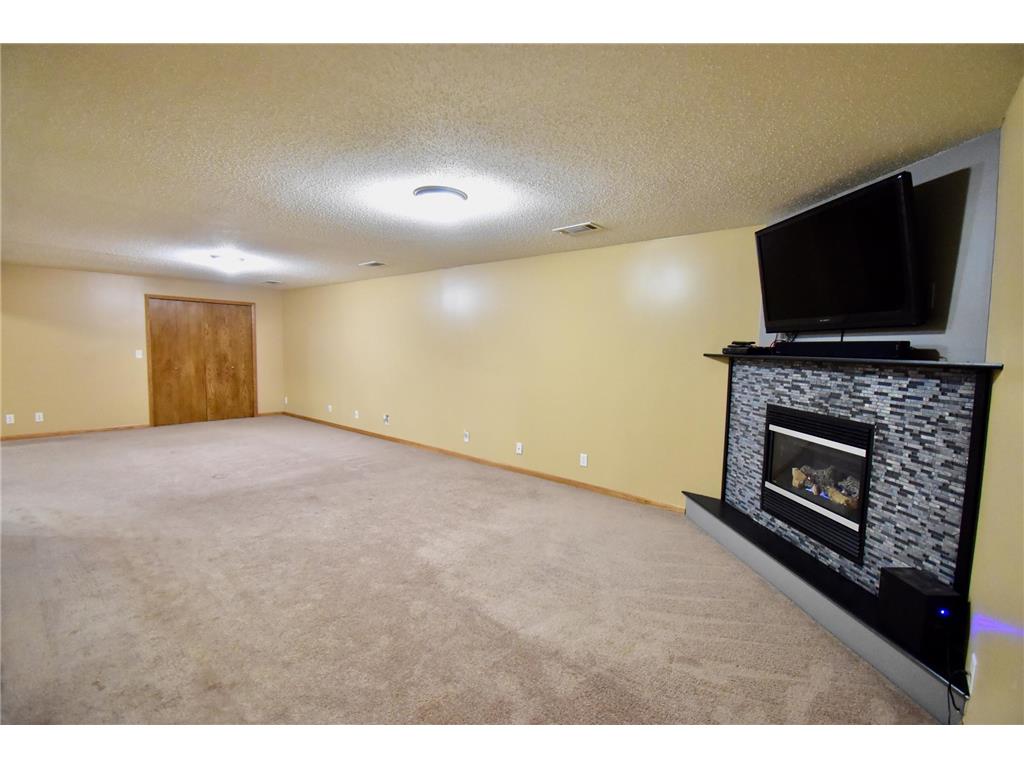 2404 76th Avenue Princeton Twp MN 55371 7076925 image21