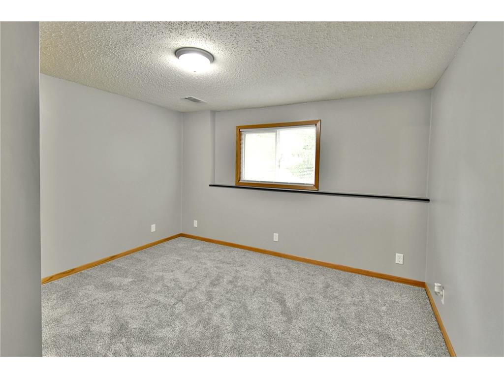 2404 76th Avenue Princeton Twp MN 55371 7076925 image22