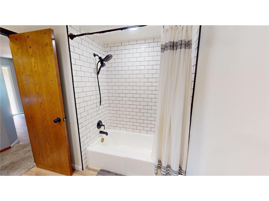 2404 8th Avenue SW Austin MN 55912 6776090 image30