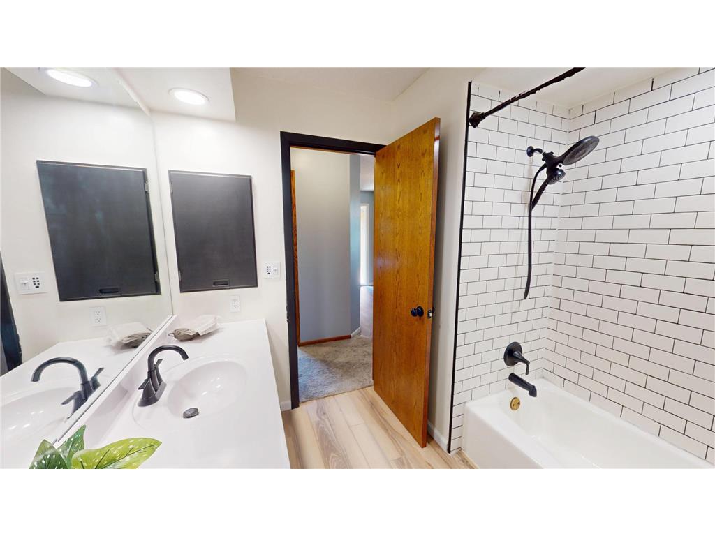 2404 8th Avenue SW Austin MN 55912 6776090 image33