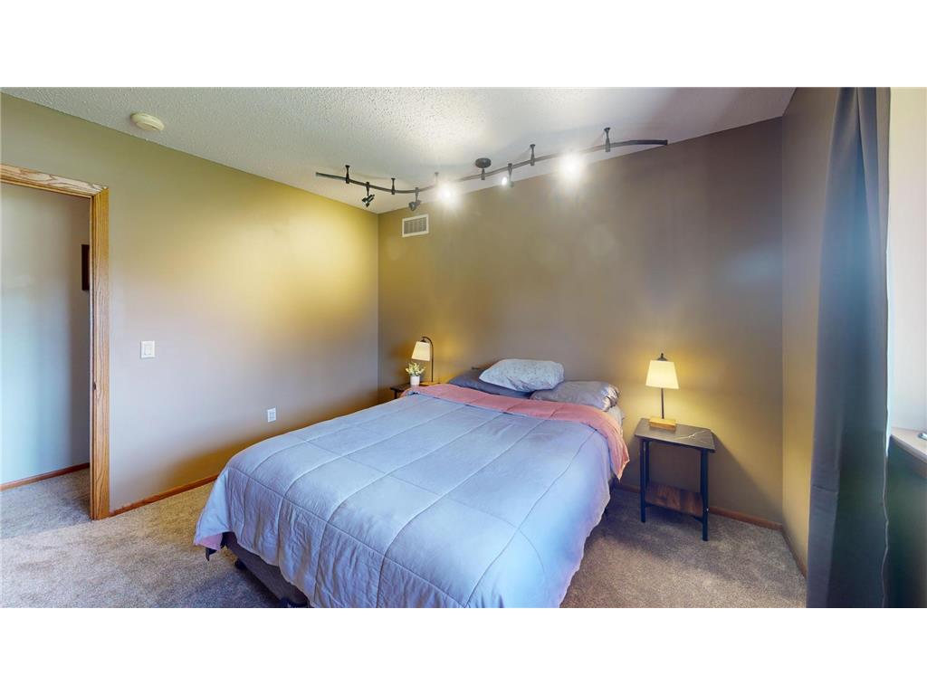 2404 8th Avenue SW Austin MN 55912 6776090 image37