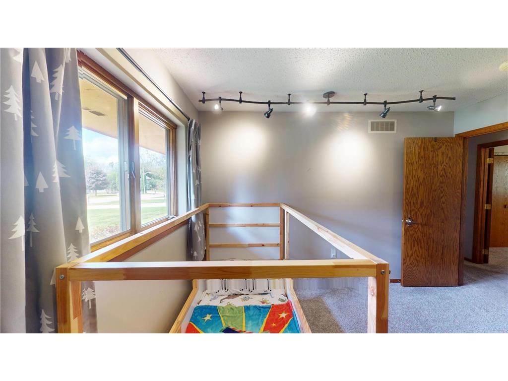 2404 8th Avenue SW Austin MN 55912 6776090 image39