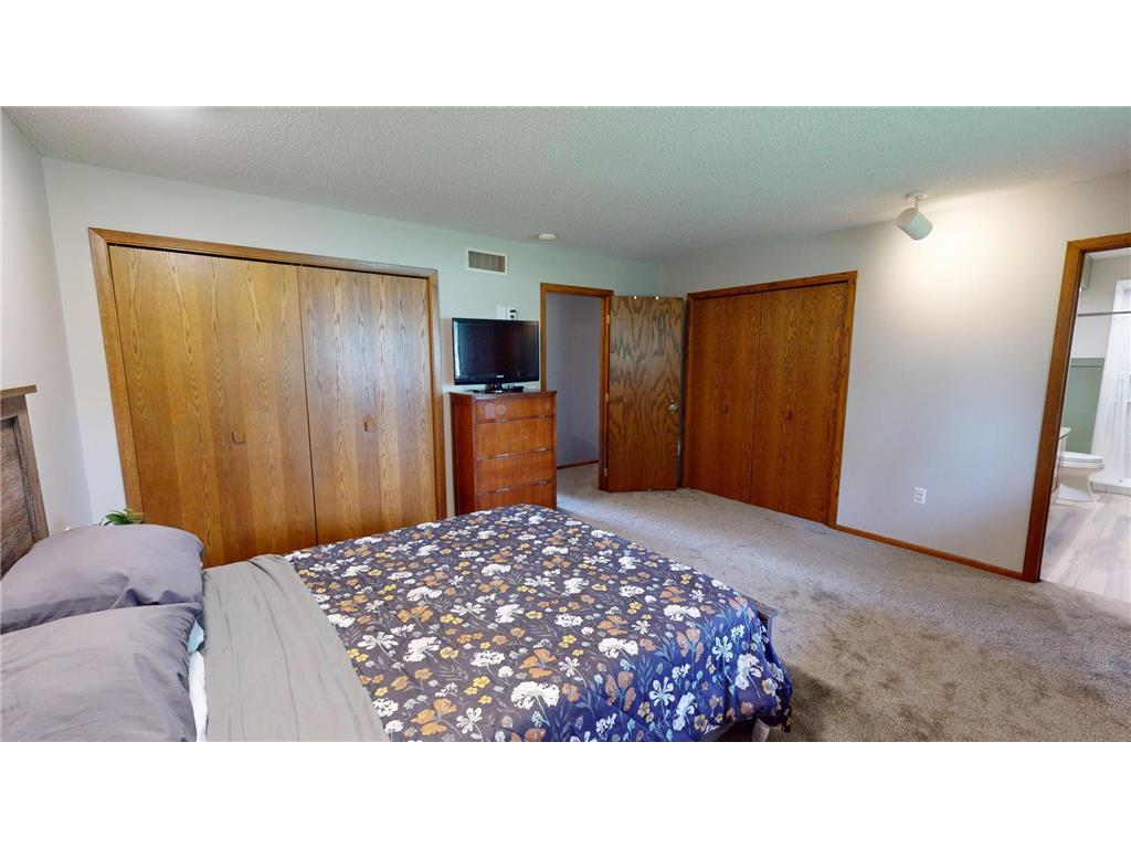 2404 8th Avenue SW Austin MN 55912 6776090 image44