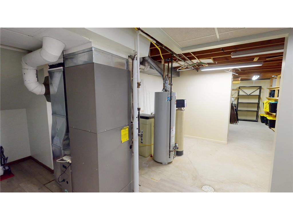 2404 8th Avenue SW Austin MN 55912 6776090 image65