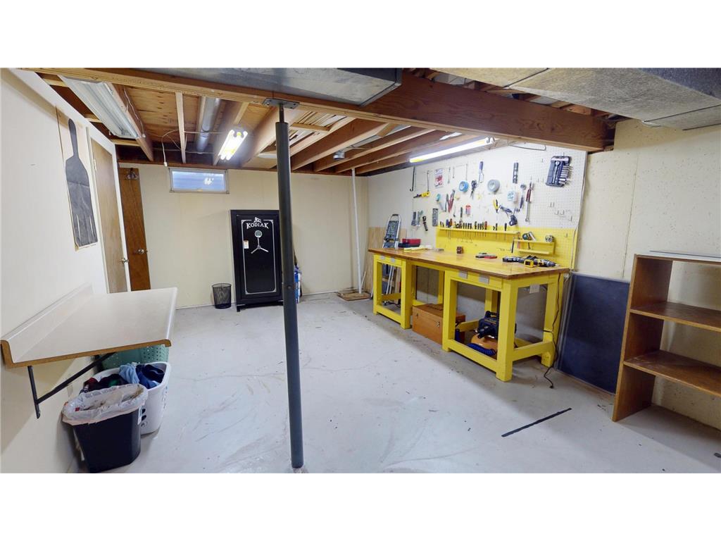 2404 8th Avenue SW Austin MN 55912 6776090 image69