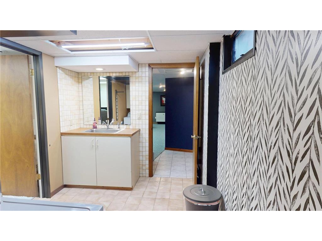 2404 8th Avenue SW Austin MN 55912 6776090 image72