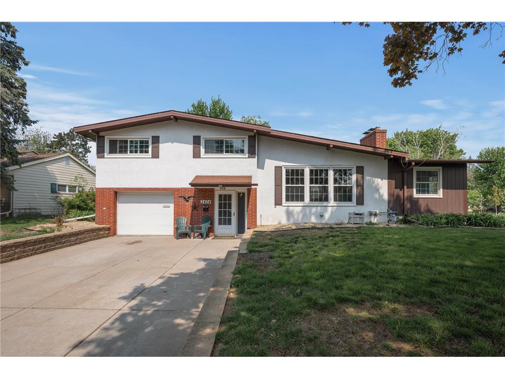 2404 Earl Lane South Saint Paul MN 55075 6537358 image1