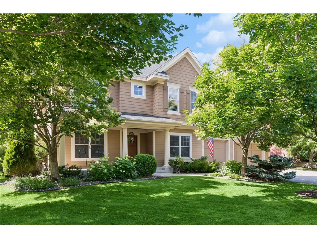 2404 Fieldstone Curve Woodbury MN 55129 7099487 image1