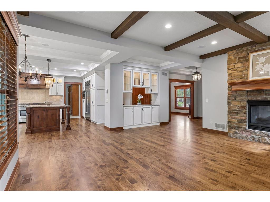 2404 Fieldstone Curve Woodbury MN 55129 7099487 image16