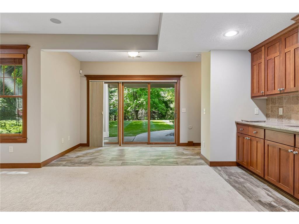 2404 Fieldstone Curve Woodbury MN 55129 7099487 image53