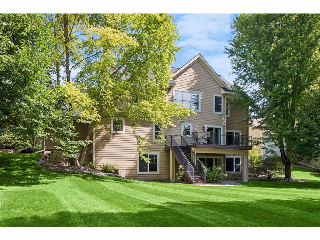 2404 Fieldstone Curve Woodbury MN 55129 7099487 image59