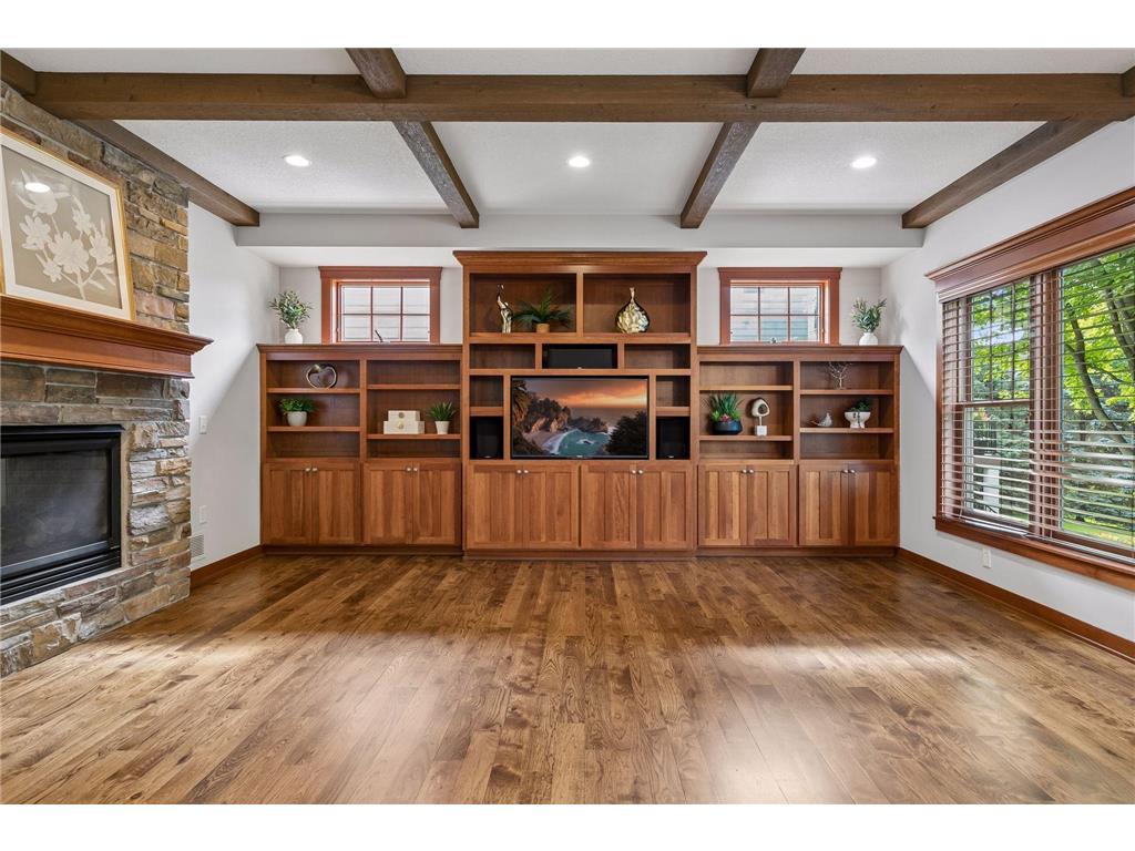 2404 Fieldstone Curve Woodbury MN 55129 7099487 image6