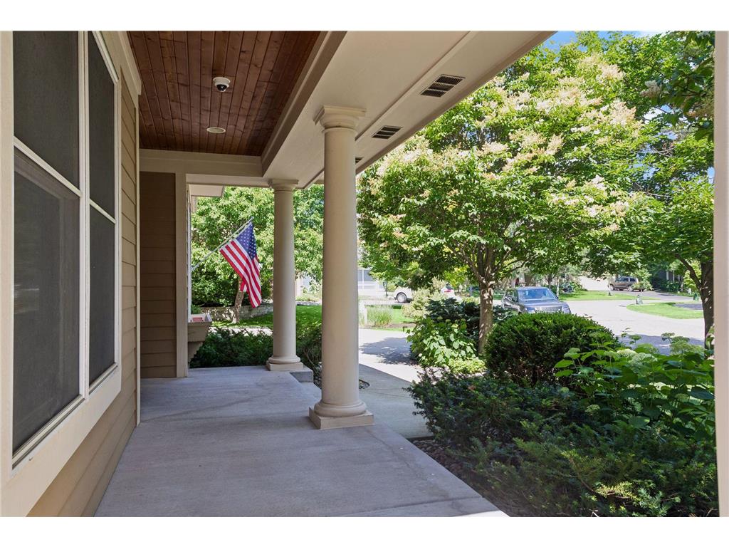 2404 Fieldstone Curve Woodbury MN 55129 7099487 image60