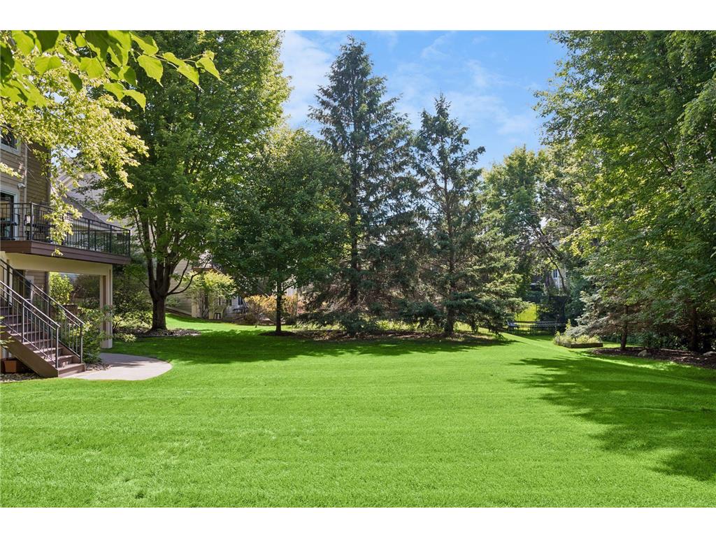2404 Fieldstone Curve Woodbury MN 55129 7099487 image62