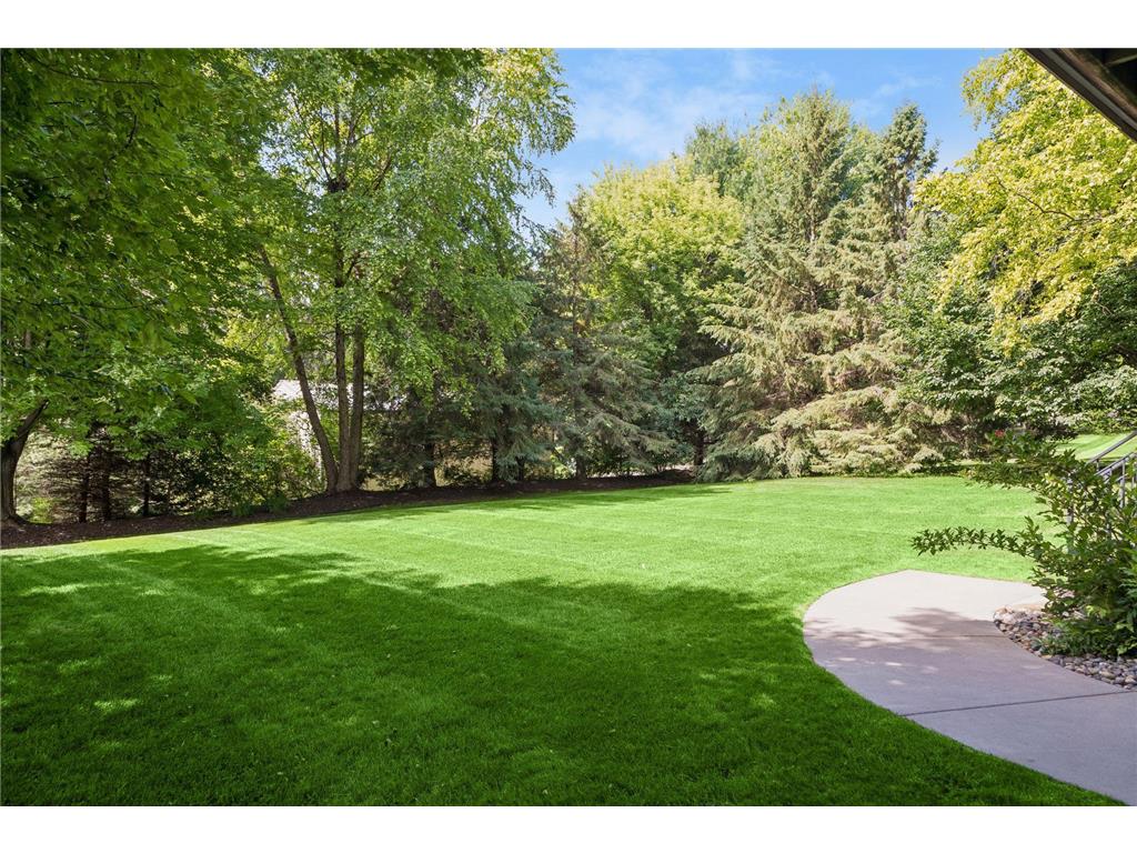 2404 Fieldstone Curve Woodbury MN 55129 7099487 image63