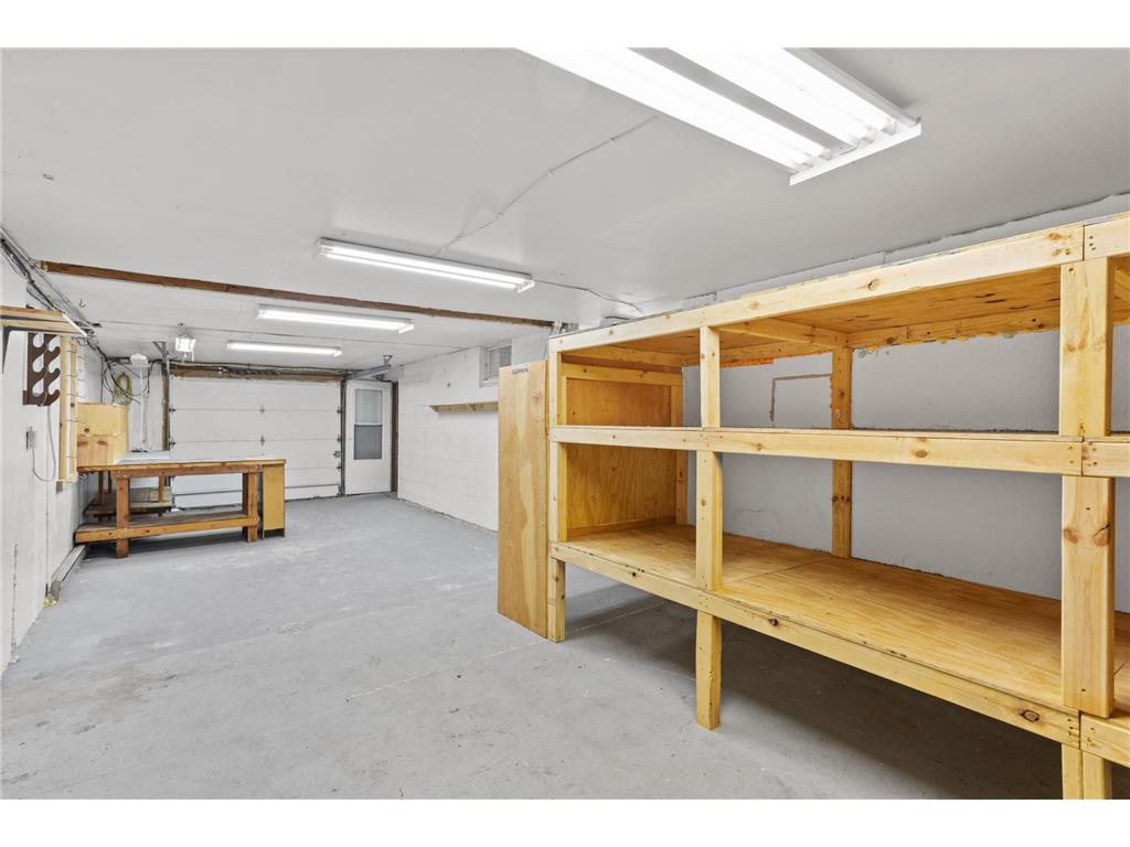 2404 Hayes Court Burnsville MN 55337 6825429 image24